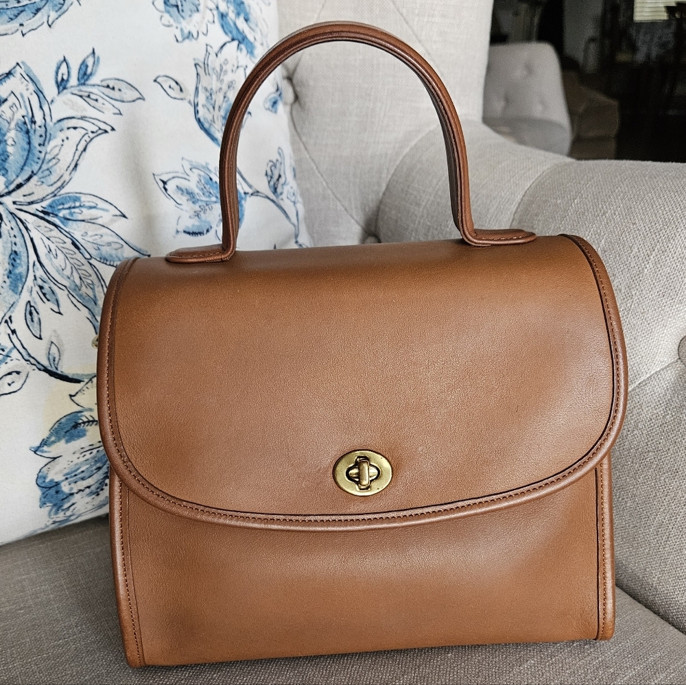 Vintage Coach Manor Leather Handbag British Tan - Picture 17 of 17